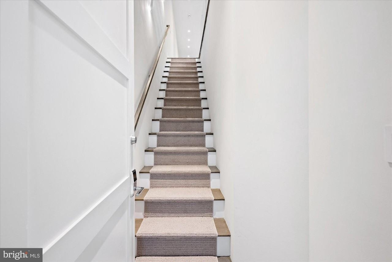 1777 T Street Northwest #5 - Photo 5 of 48