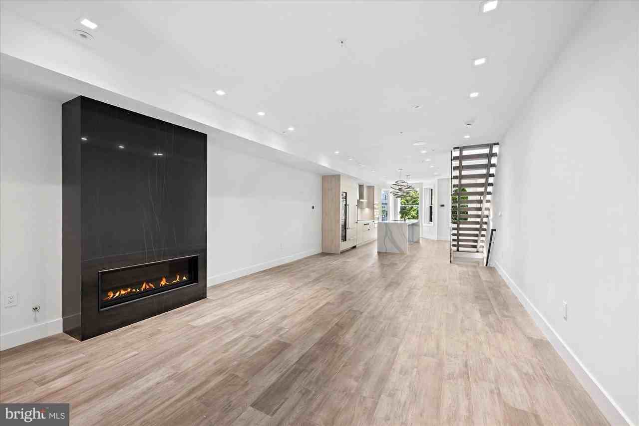 1777 T Street Northwest #5 - Photo 6 of 48