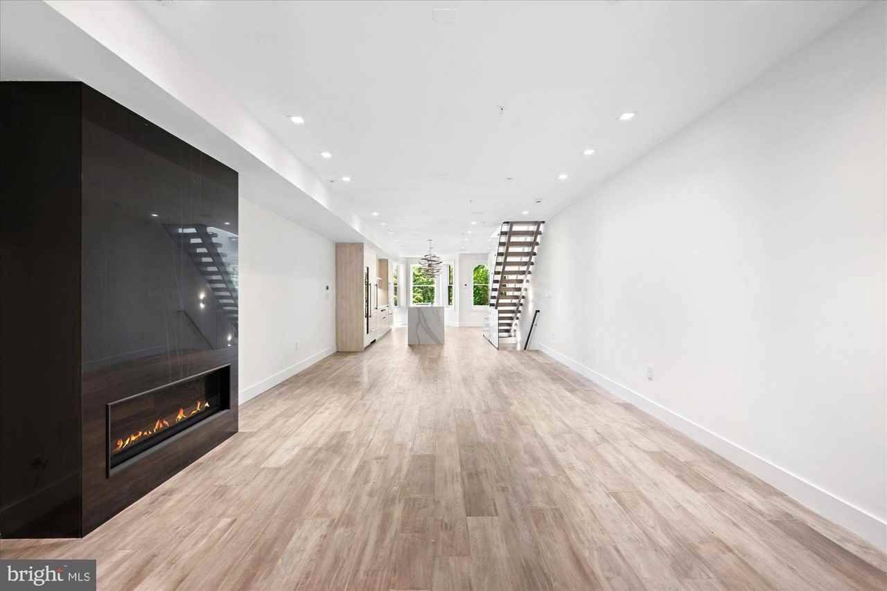 1777 T Street Northwest #5 - Photo 7 of 48