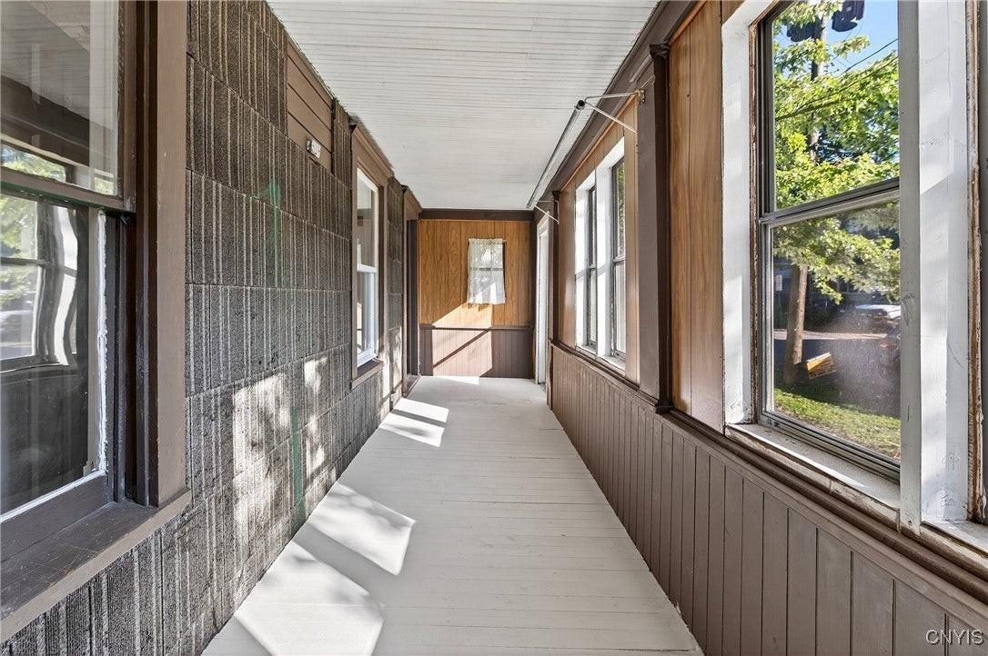 127 Wall St - Photo 4 of 31