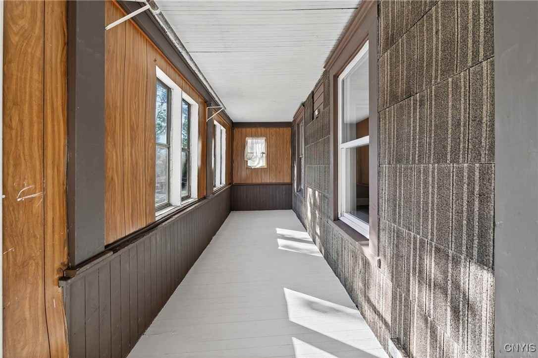 127 Wall St - Photo 5 of 31