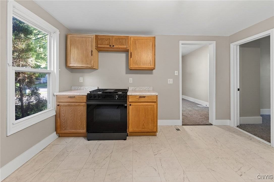 127 Wall St - Photo 7 of 31