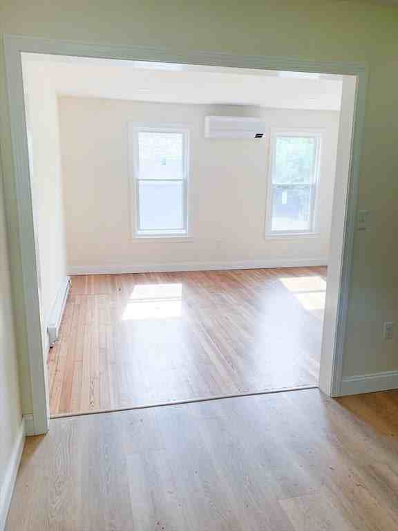 43 Bates St - Photo 4 of 20