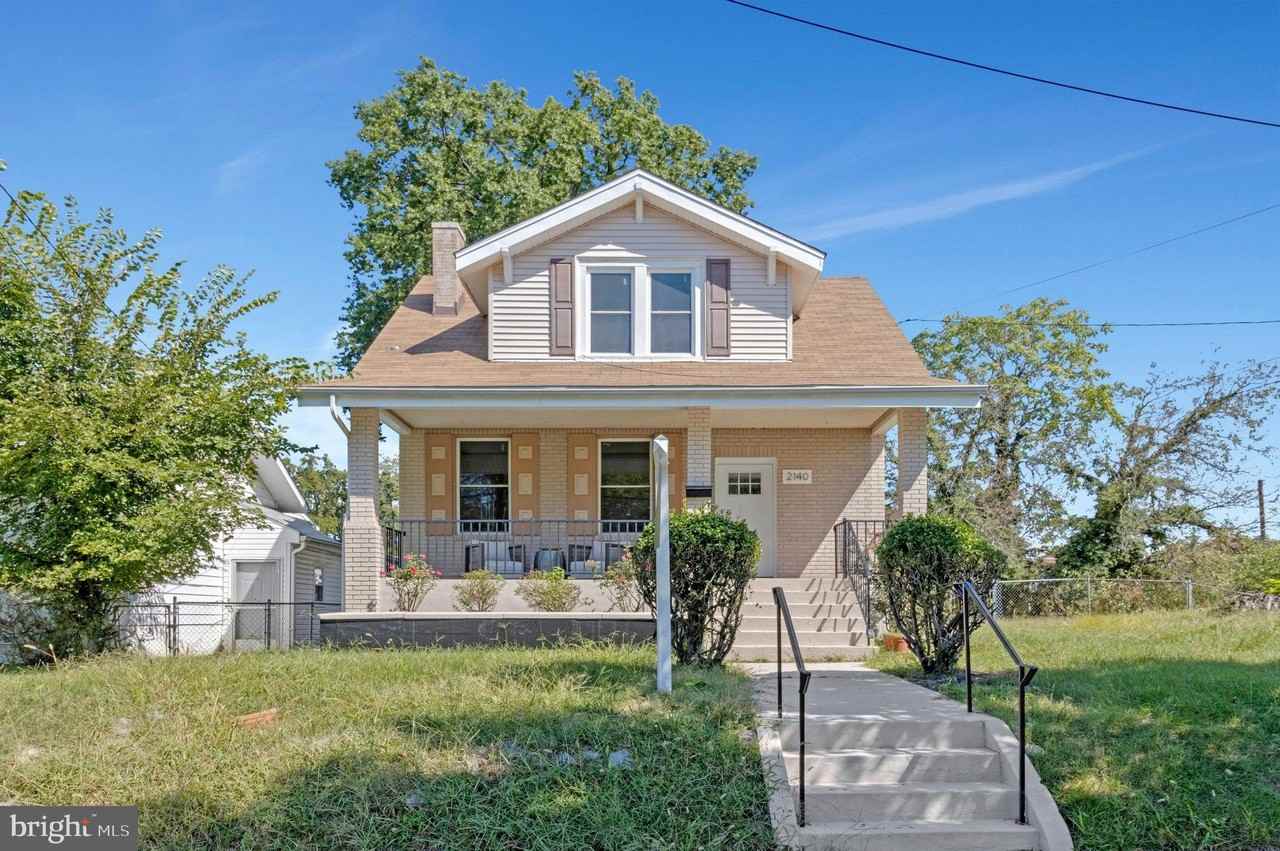 2140 32nd St Se - Photo 5 of 50