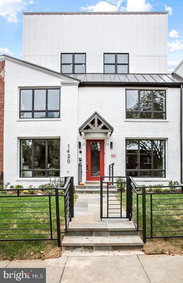 1420 Staples Street Northeast #2