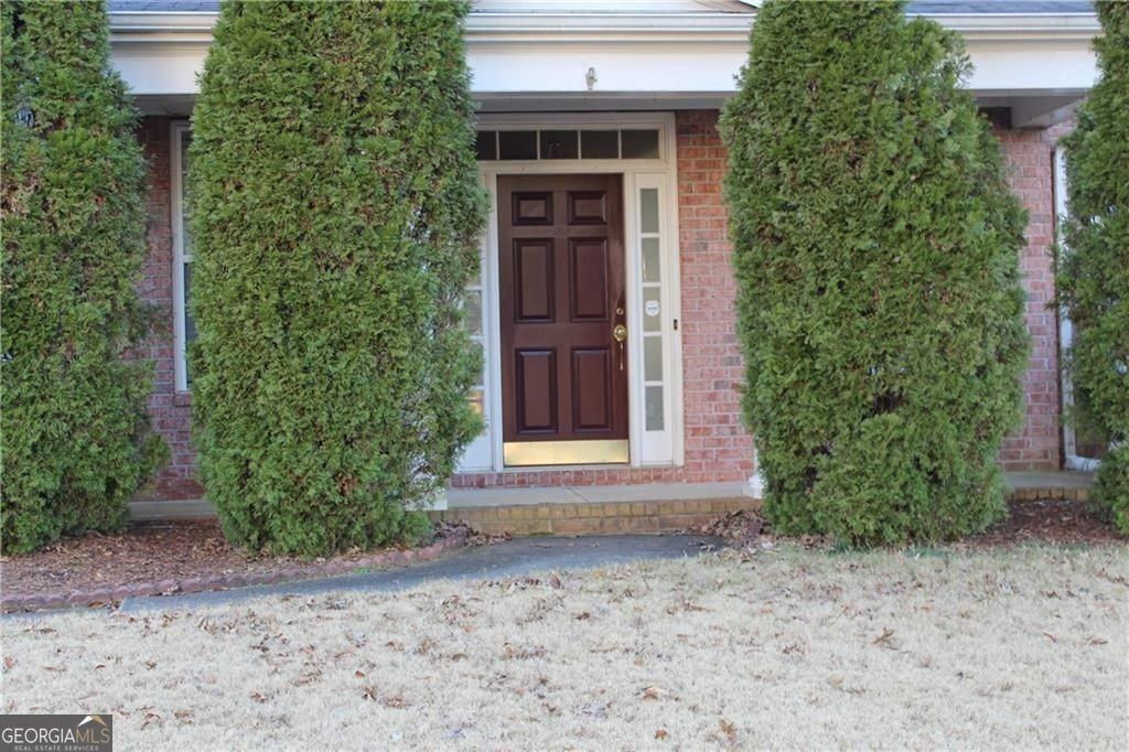 2627 Hampton Park Dr - Photo 2 of 29