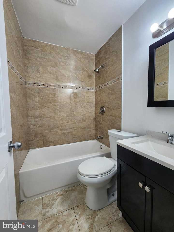 122 O St Sw - Photo 7 of 22