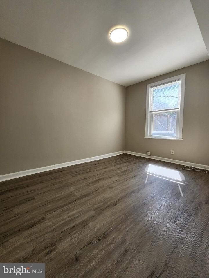 122 O St Sw - Photo 5 of 22