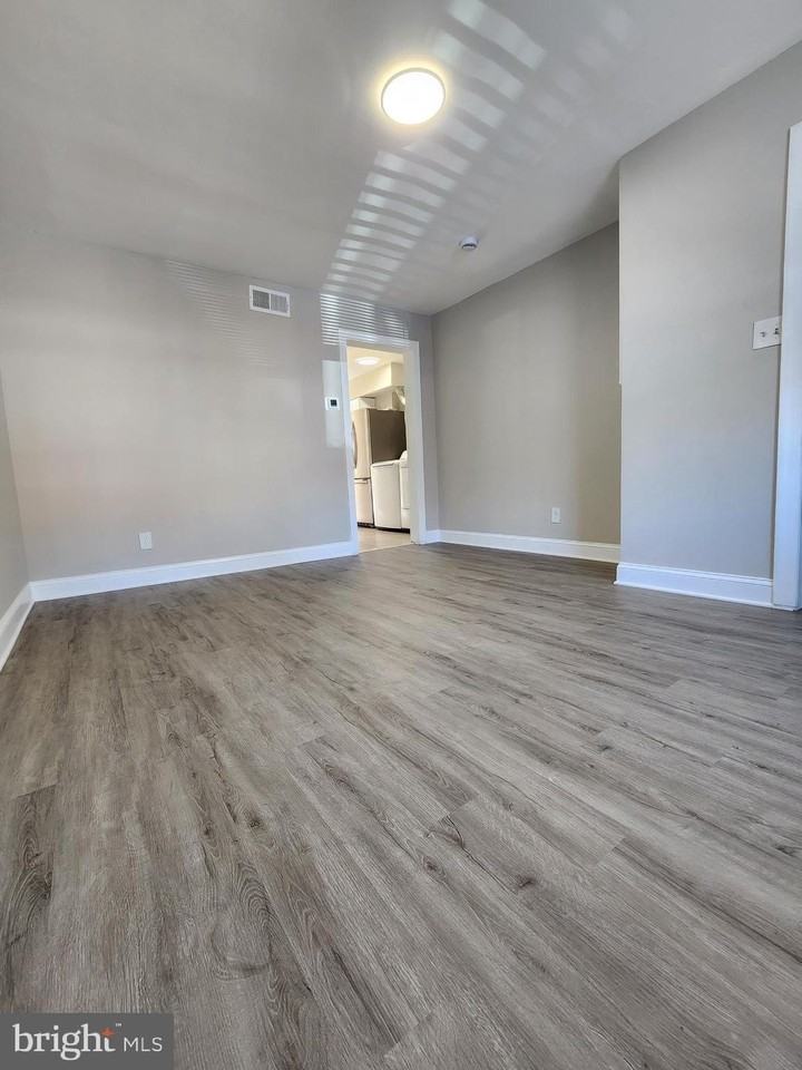 122 O St Sw - Photo 3 of 22