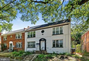 313 Parkland Pl Se Apt 3 #3 - Photo 1 of 1