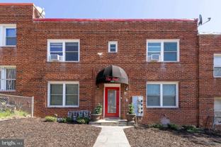 909 19th St Ne Apt 2 #2 - Photo 1 of 1