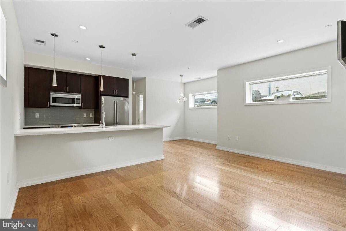 1032 Otis St Ne Apt G01 #G01 - Photo 7 of 12