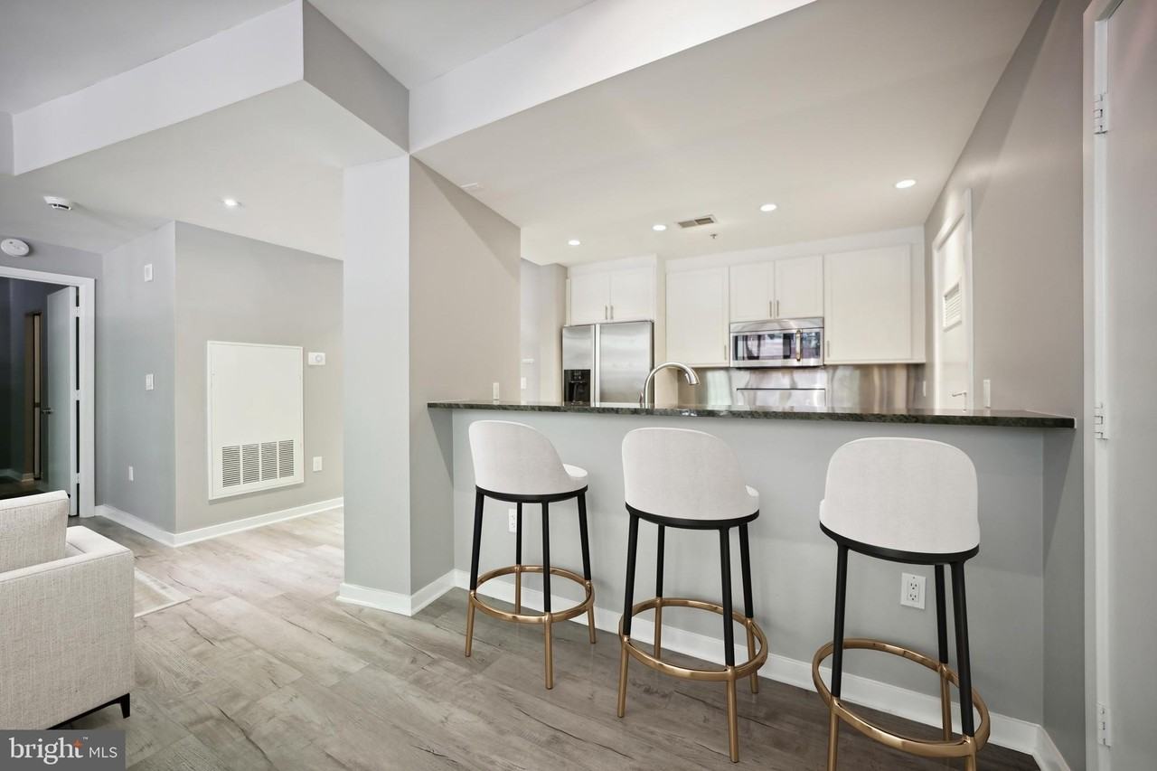 1300 13th St Nw Apt 108 #108 - Photo 5 of 34