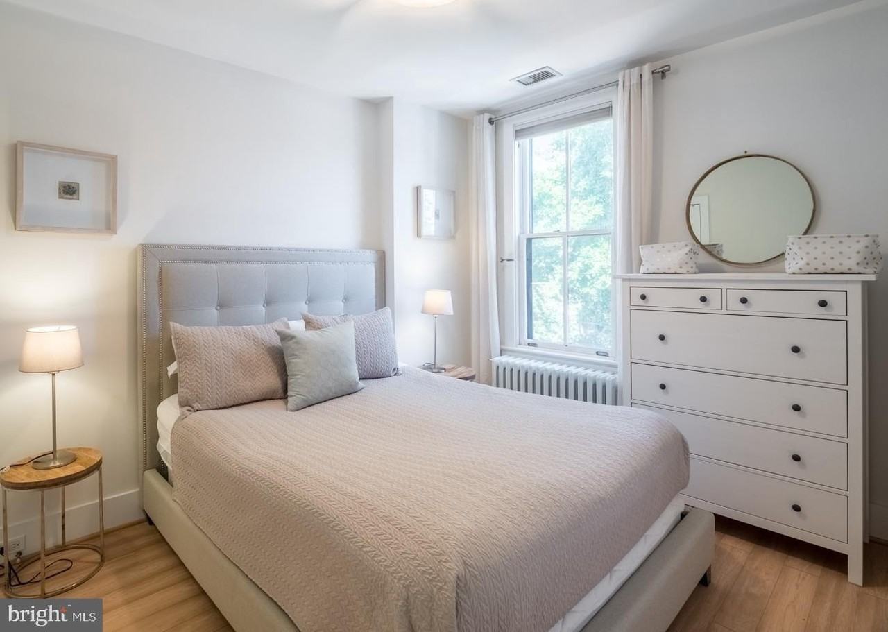 1407 33rd St Nw - Photo 5 of 17