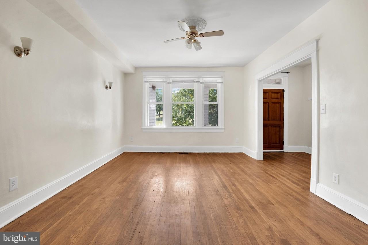 5731 9th St Nw - Photo 4 of 36