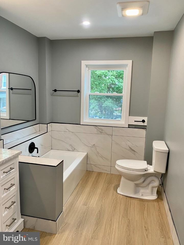 3701 9th Street Northwest #4 - Photo 3 of 19