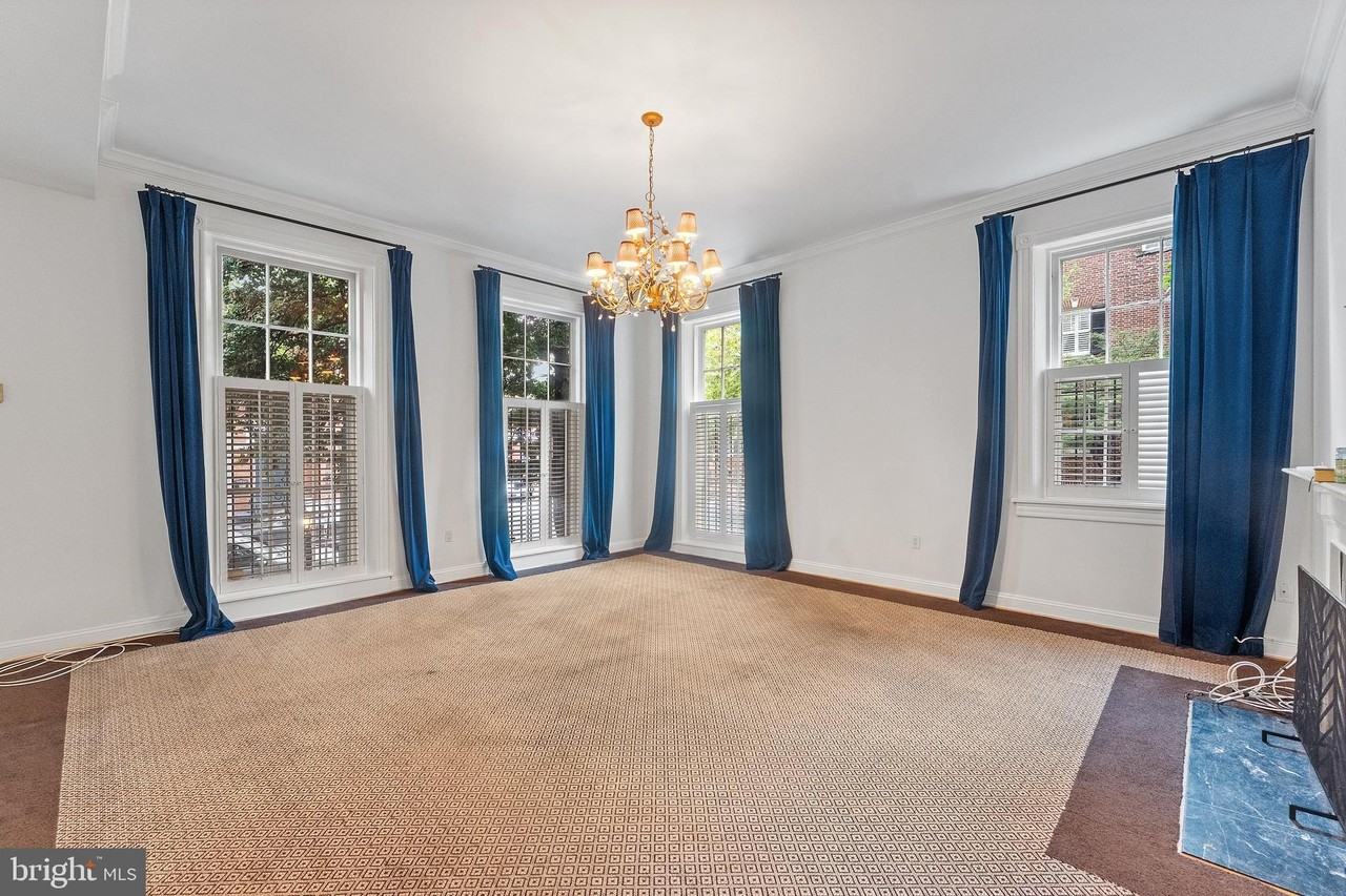 3267 N St Nw Apt 2 #2 - Photo 5 of 16