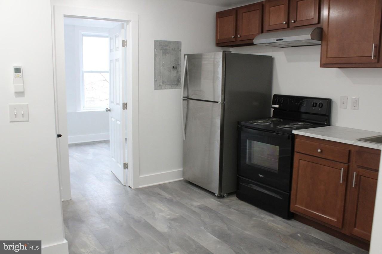 1204 Monroe Street Northwest #3 - Photo 7 of 13