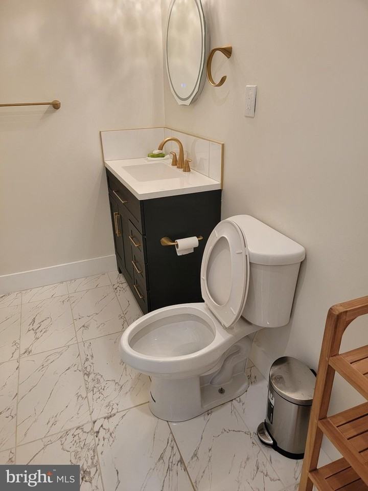 1227 Simms Pl Ne - Photo 3 of 10