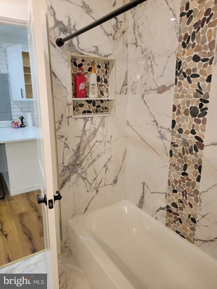 1227 Simms Pl Ne - Photo 5 of 10