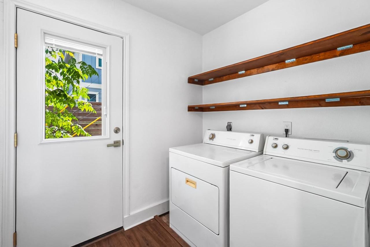 2709 Parker Ln - Photo 4 of 17