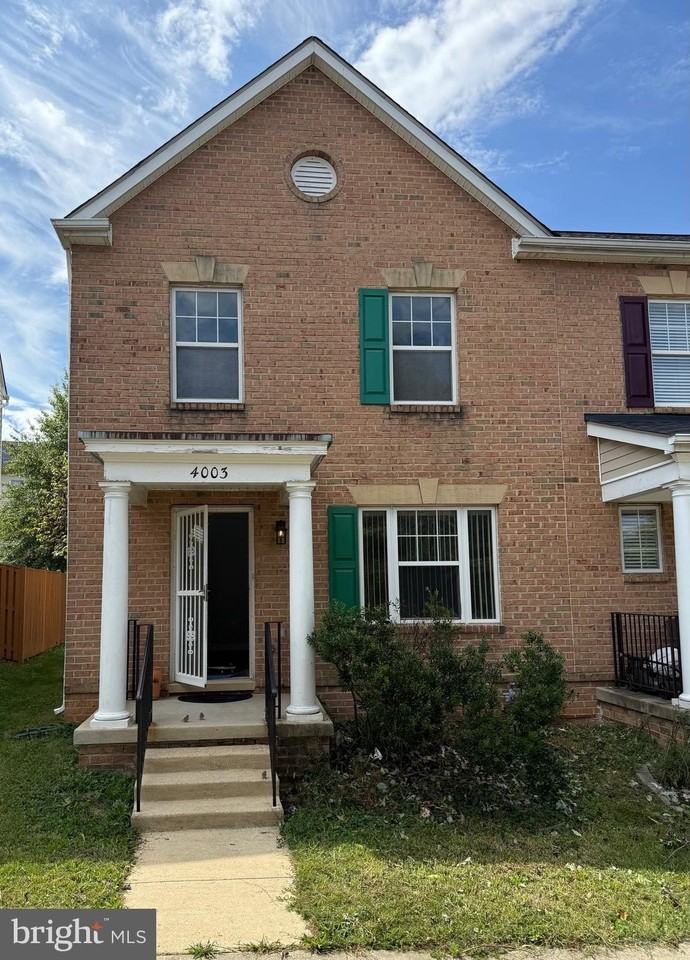 4003 Blakney Ln Se - Photo 2 of 39