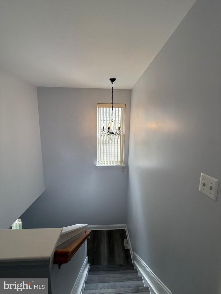 4003 Blakney Ln Se - Photo 6 of 39