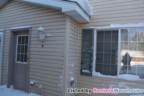 915 7th St - Photo 2 of 7