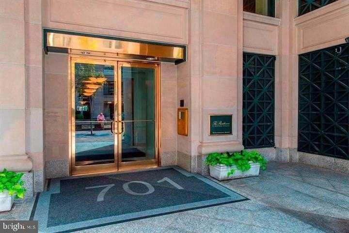 701 Pennsylvania Ave Nw Apt 1115 #1115 - Photo 5 of 40