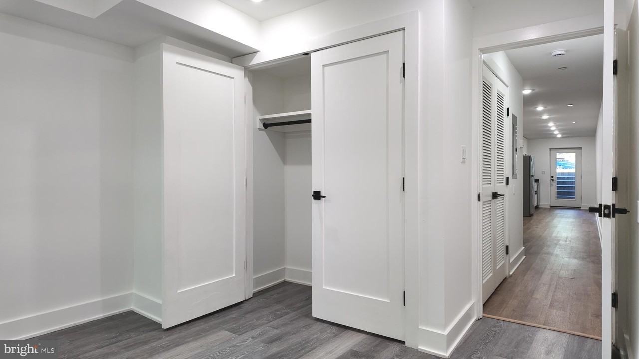 213 Seaton Pl Ne Unit 1 #1 - Photo 6 of 18