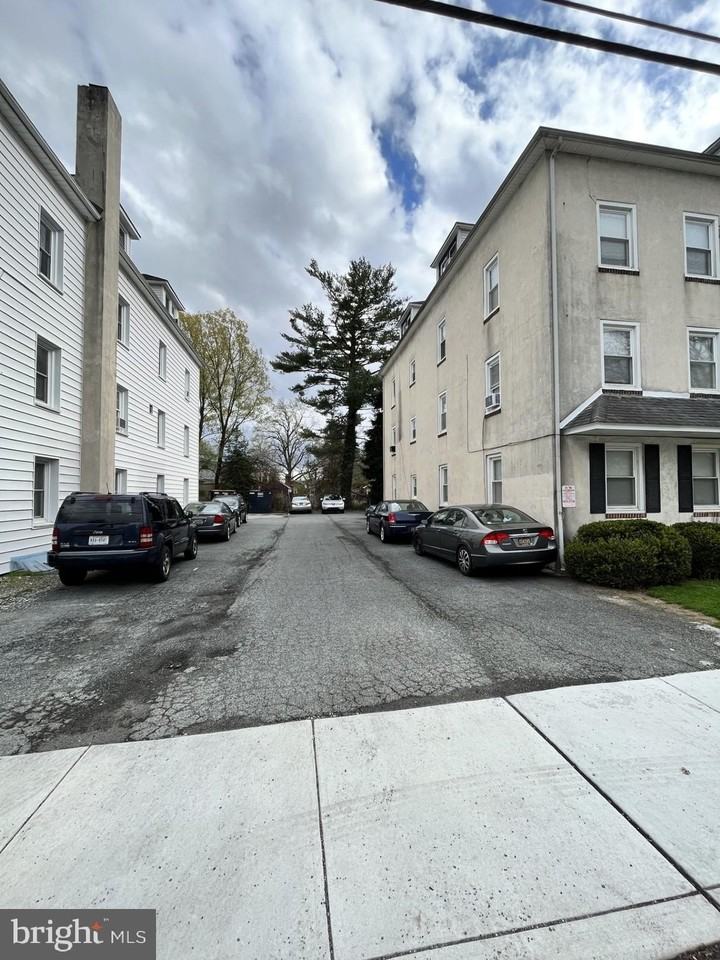 11 New Street #4 - Photo 2 of 16