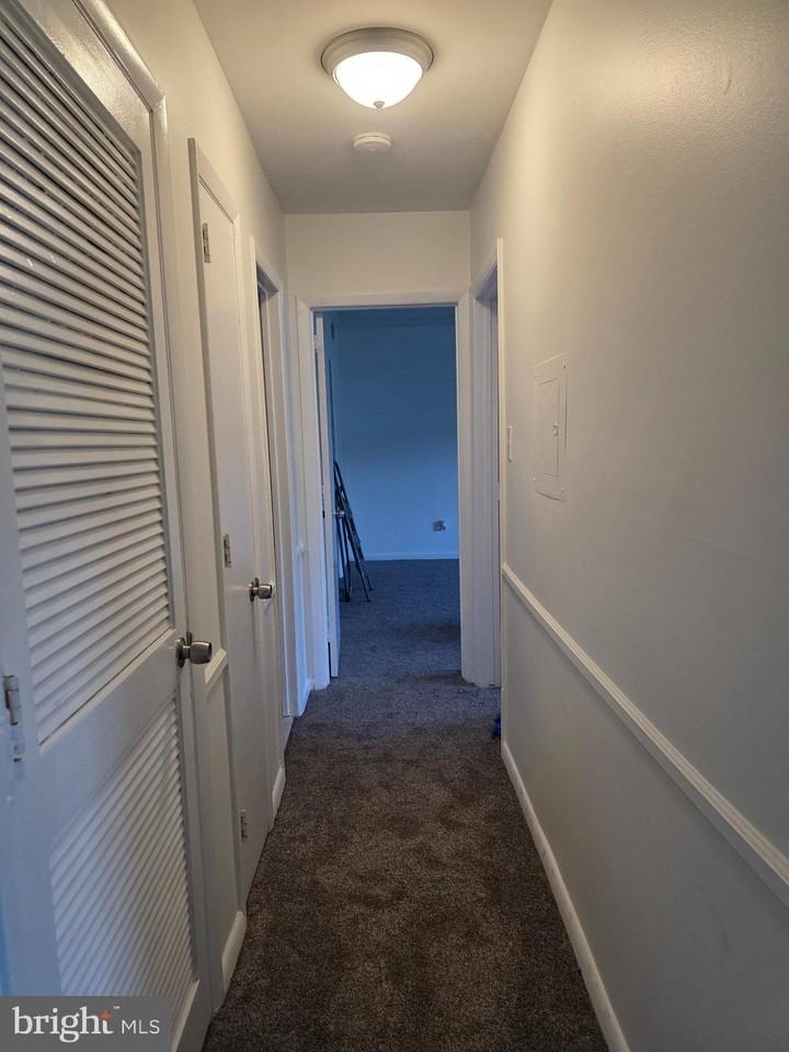 5426 Valley Green Drive #4B - Photo 5 of 21