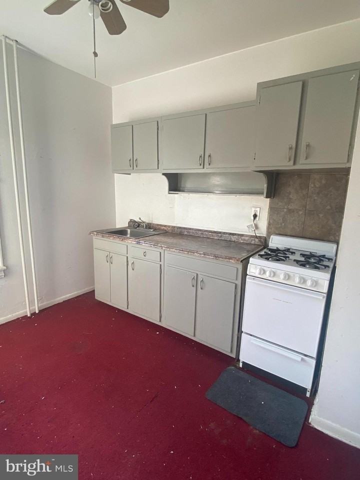 1800 Philadelphia Pike Apt 5 #5 - Photo 5 of 12