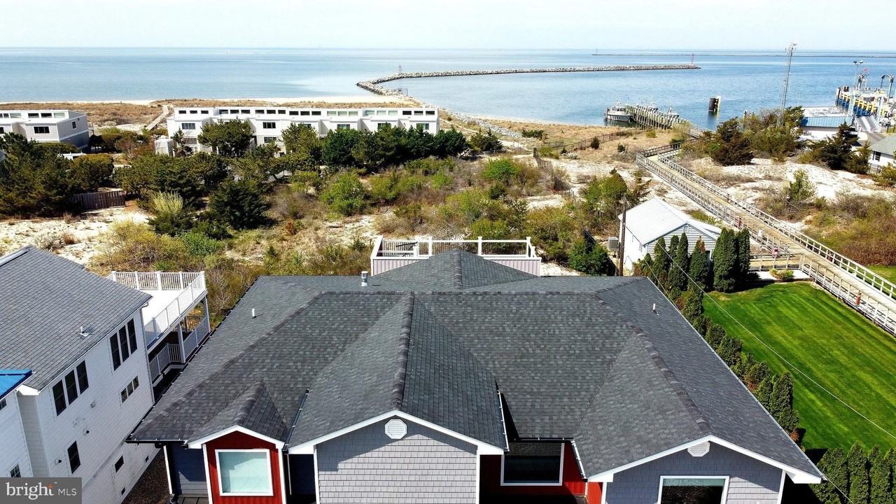 5 Warren Rd - Photo 2 of 50