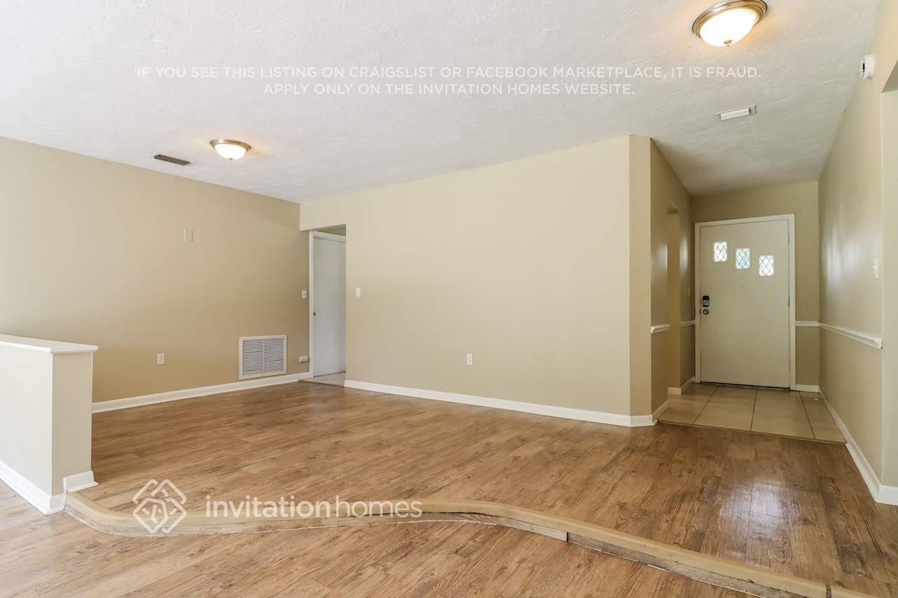 29944 69th Street North - Photo 4 of 17