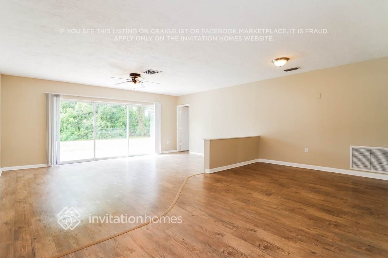 29944 69th Street North - Photo 5 of 17