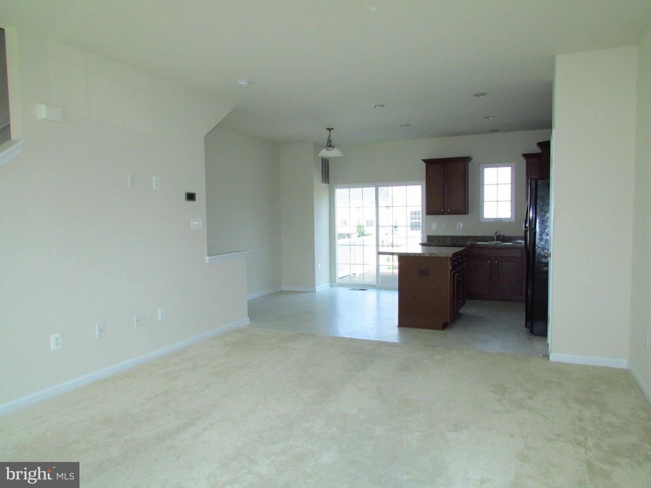 20559 Asheville Dr - Photo 3 of 13