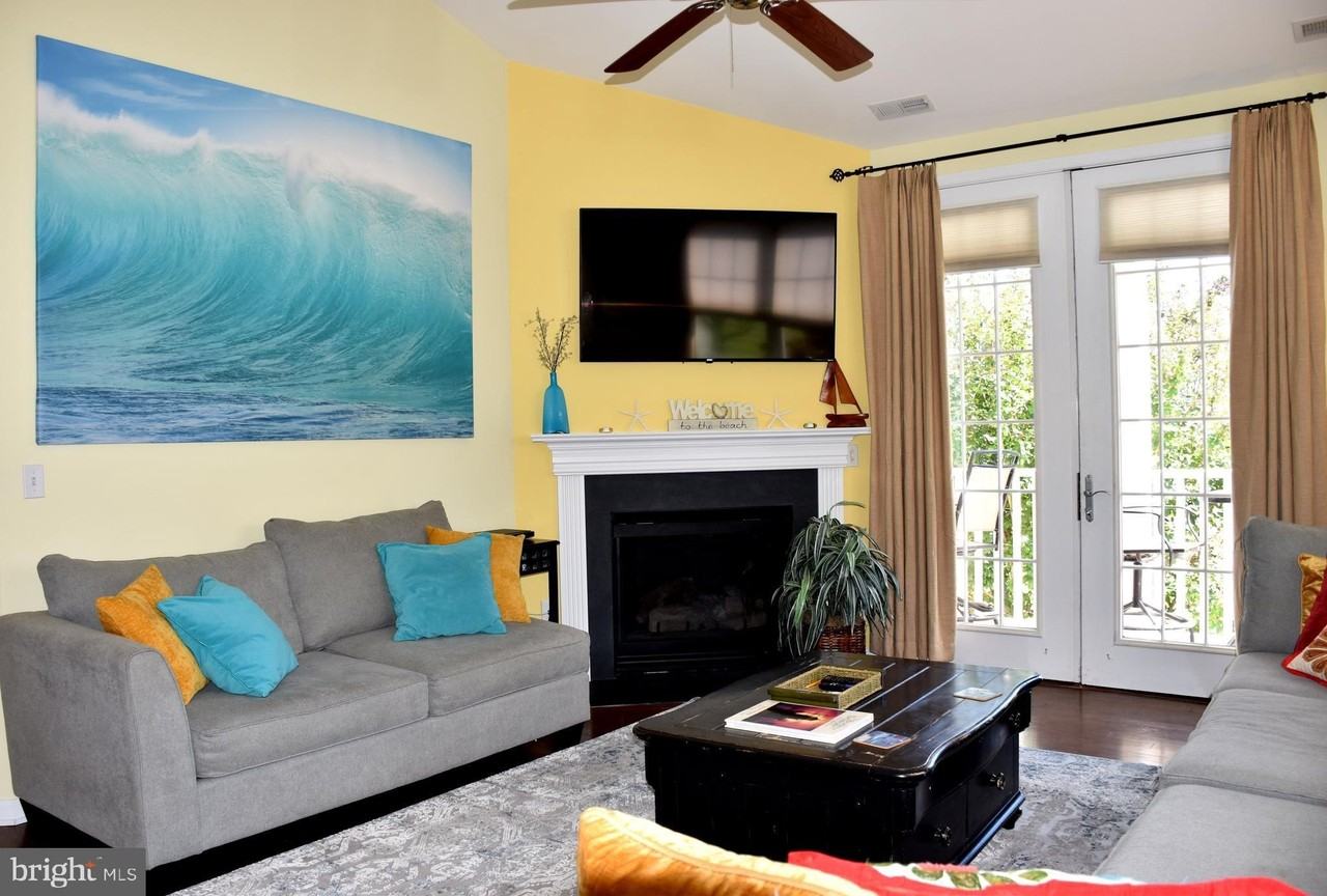 16335 Abraham Potter Run Unit 103 #103 - Photo 4 of 22