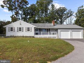 7718 Suitt Dr - Photo 1 of 1