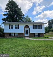 featured image of 901 Country Ter