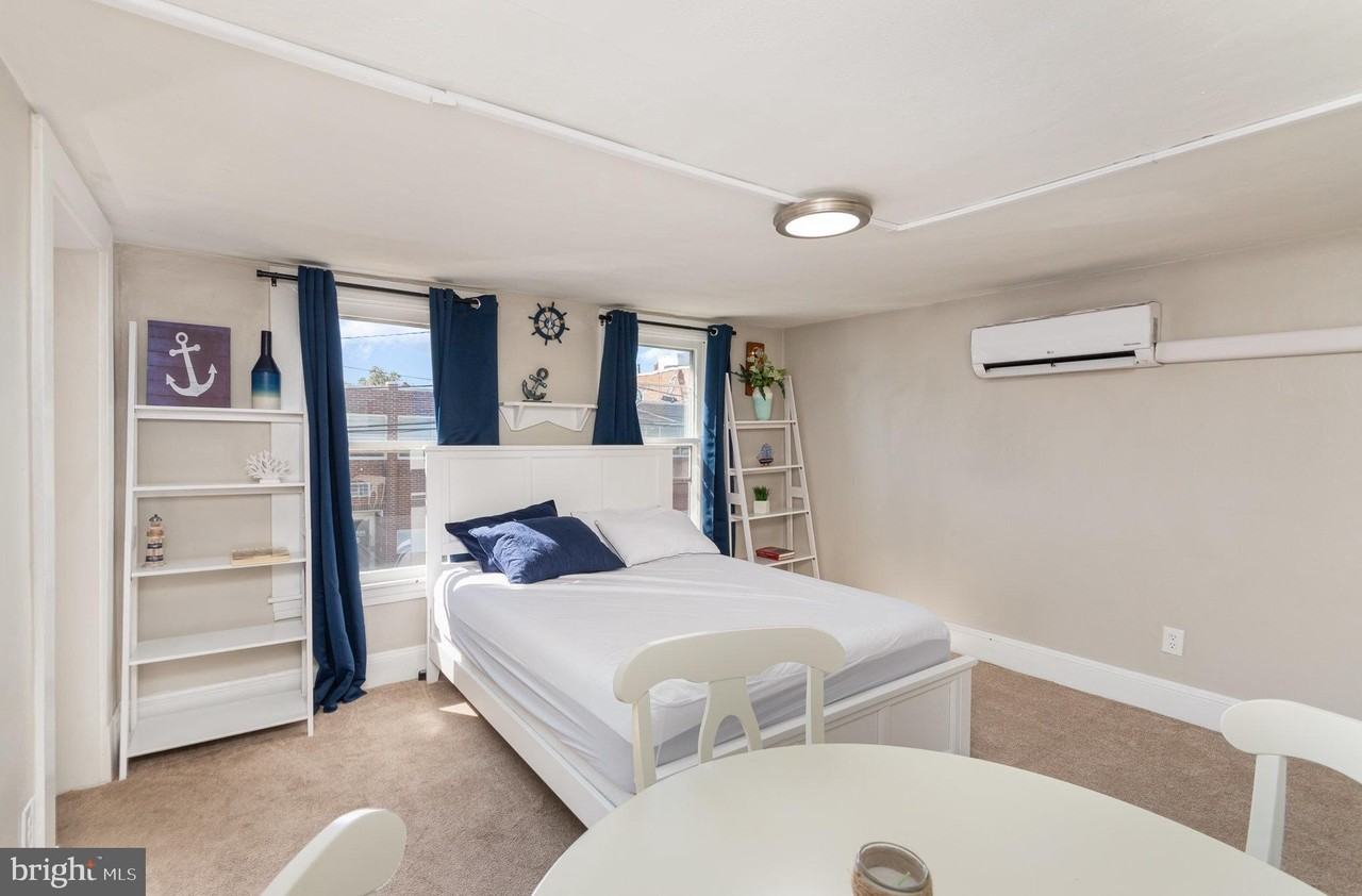 126 Prince George St Apt 4 #4 - Photo 3 of 15