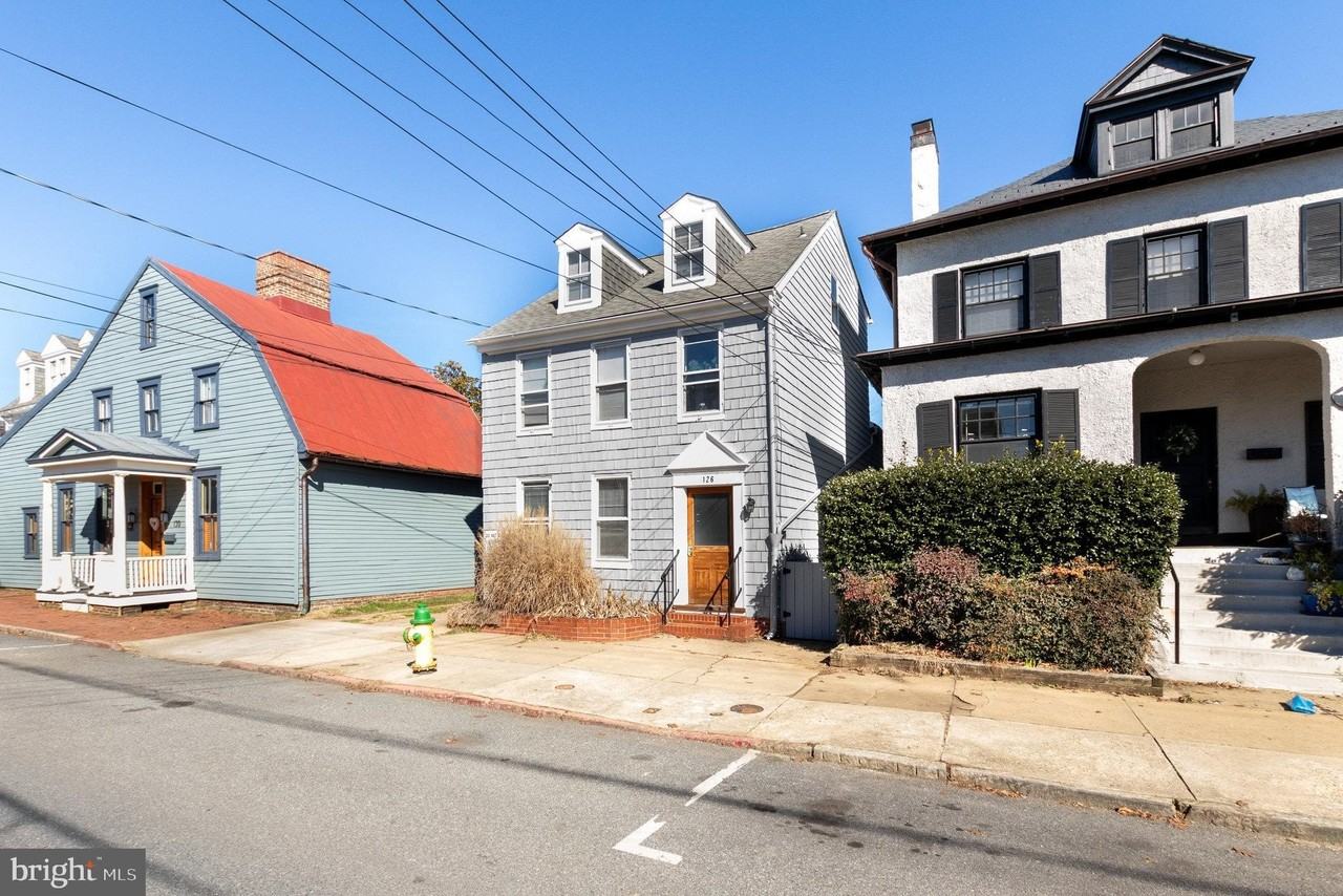 126 Prince George St Apt 4 #4 - Photo 4 of 15