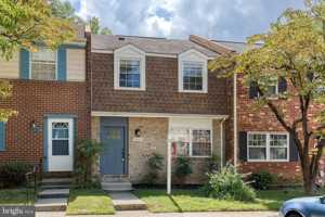 featured image of 1669 Yorktown Ct