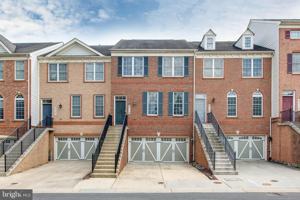 featured image of 2119 Split Creek Ln