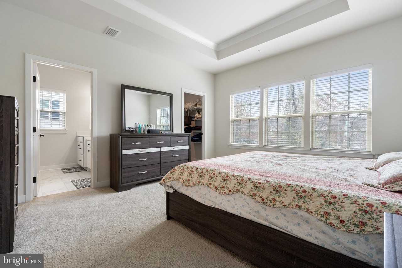 7922 Brandy Station Rd - Photo 7 of 22