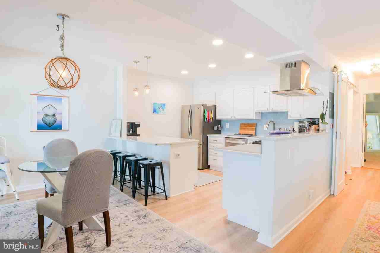 780F Fairview Ave Apt F #F - Photo 7 of 28