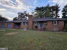 1002 Leyton Ln - Photo 1 of 1