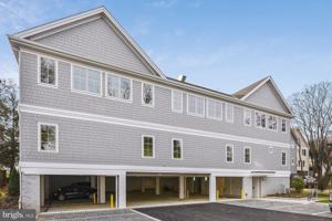 featured image of 106 Annapolis St Apt 203 #203