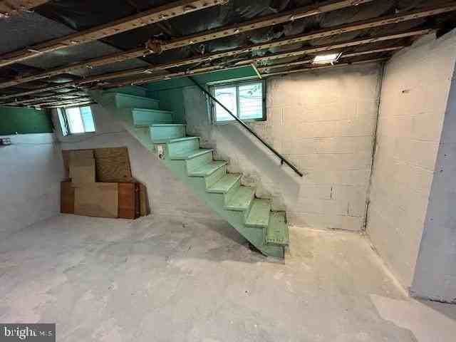 215 Elder Street - Photo 2 of 8