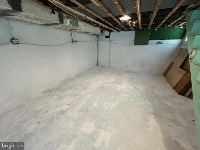 215 Elder Street - Photo 7 of 8